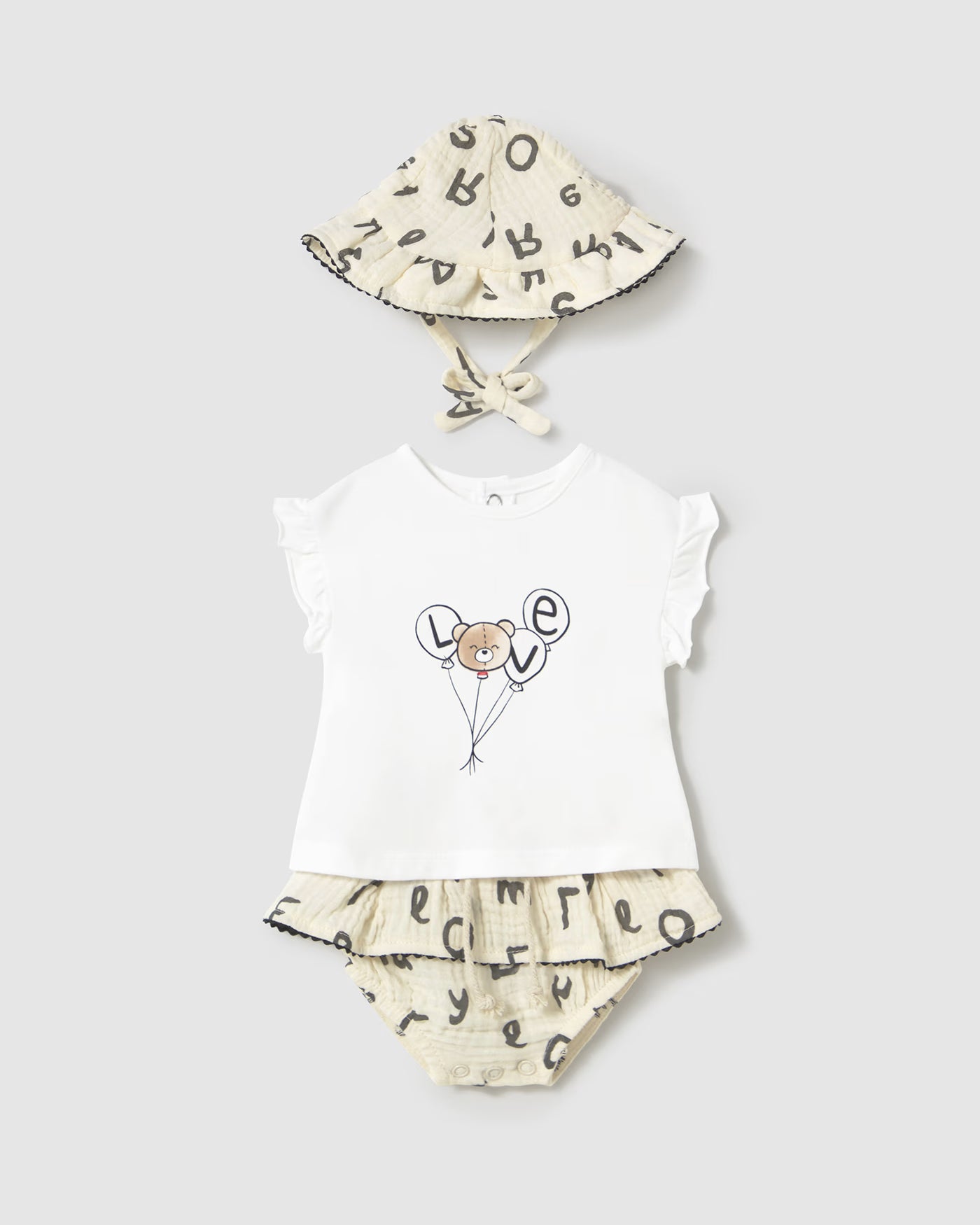 Completo 3 pezzi con cappello neonata Mayoral Newborn Lettere cecio Mayoral Cecio