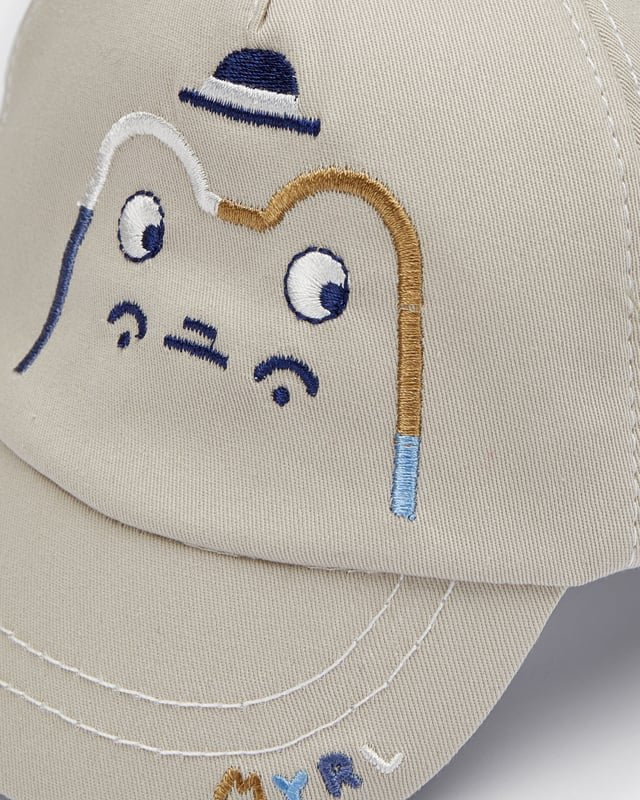 Cappello beige motivo ricamato in cotone neonato Mayoral - ErreGiModaBimbo