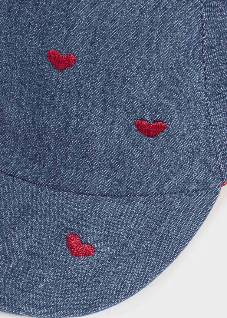 Cappello jeans con frontalino ricami cuori neonata Mayoral - ErreGiModaBimbo