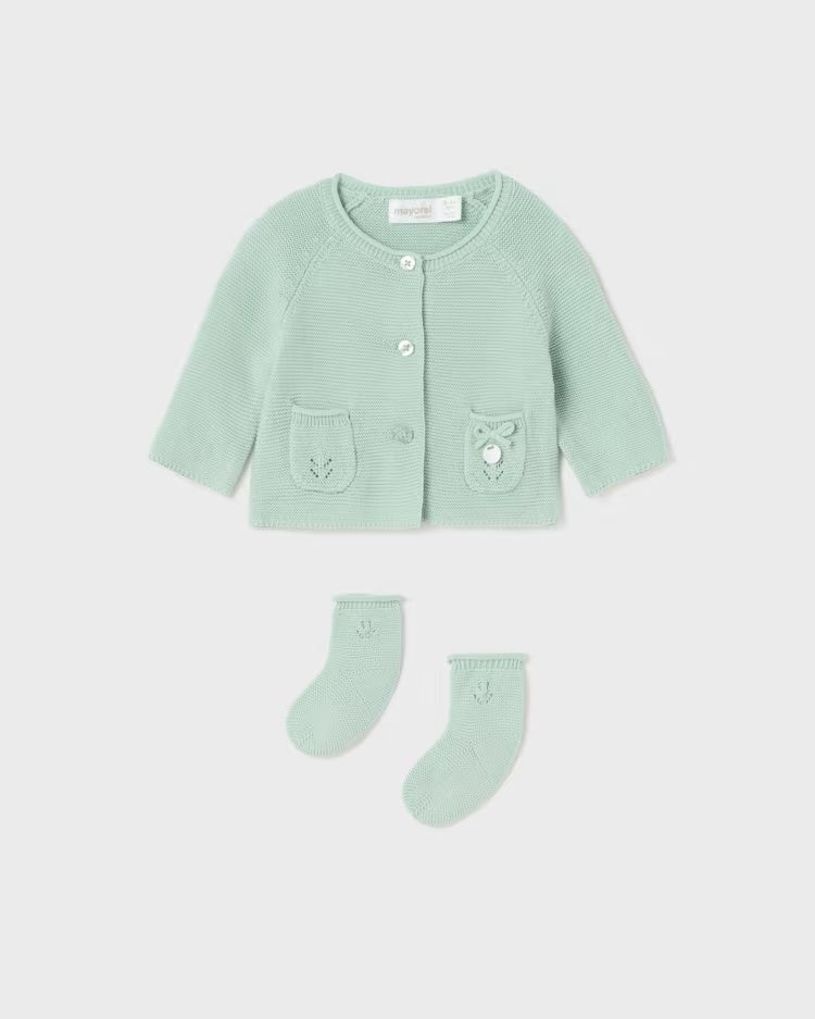 Cardigan con calzini Mayoral Newborn in filo di cotone verde - ErreGiModaBimbo