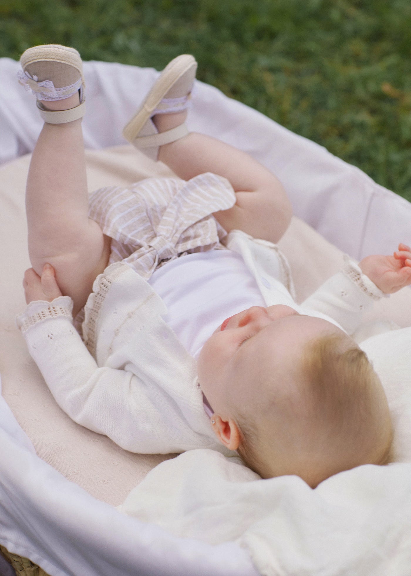 Completo 3 pezzi elegante neonata Mayoral Newborn beige Mayoral Beige