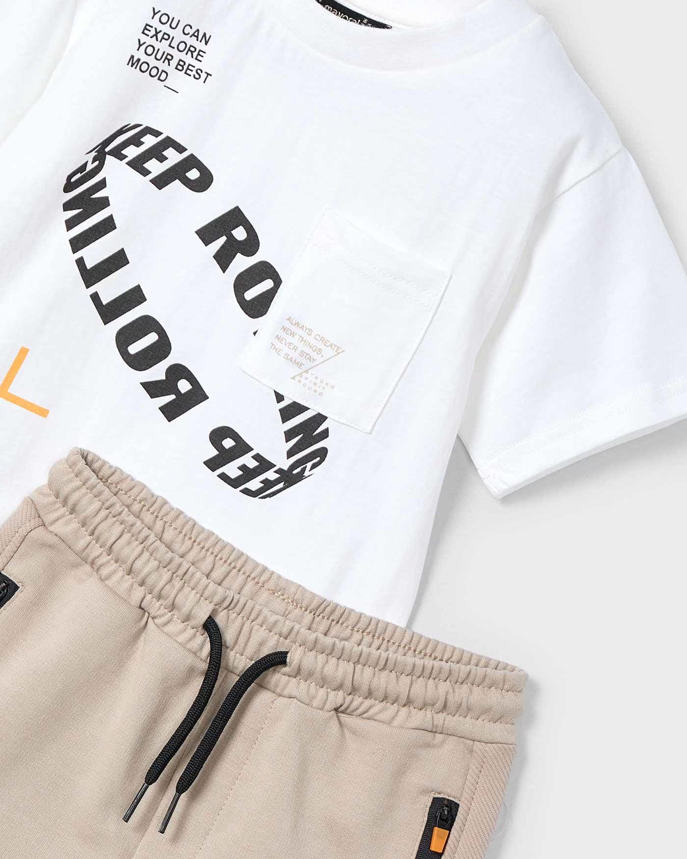 Completo bermuda e maglietta bambino Mayoral scritta Keep rolling Mayoral Bianco