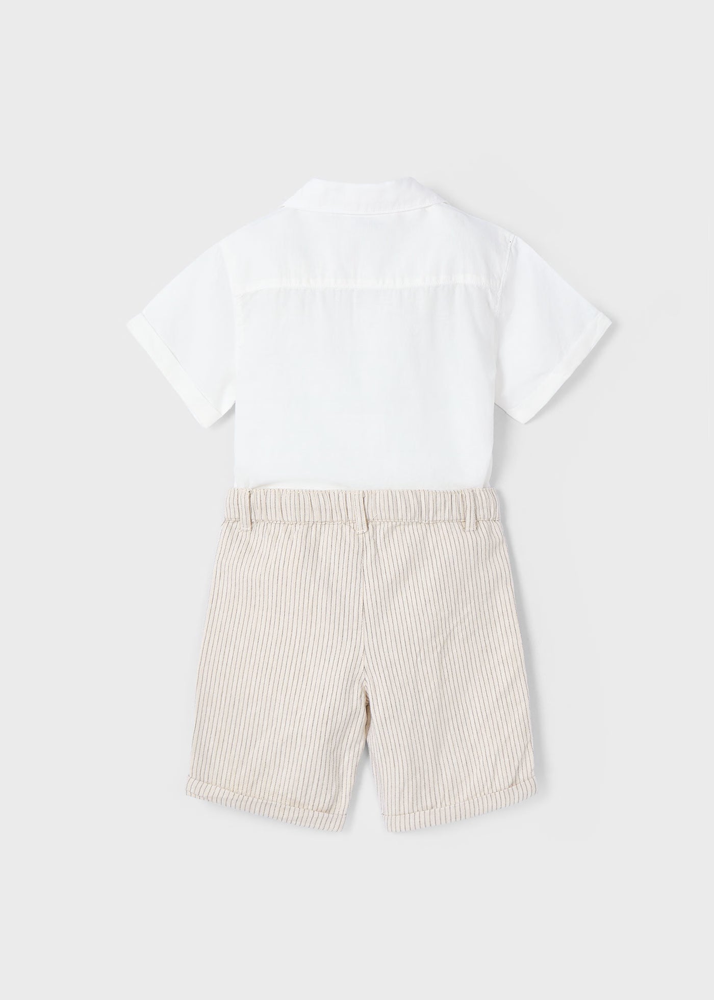 Completo con bermuda e camicia bambino Mayoral crema Mayoral Panna