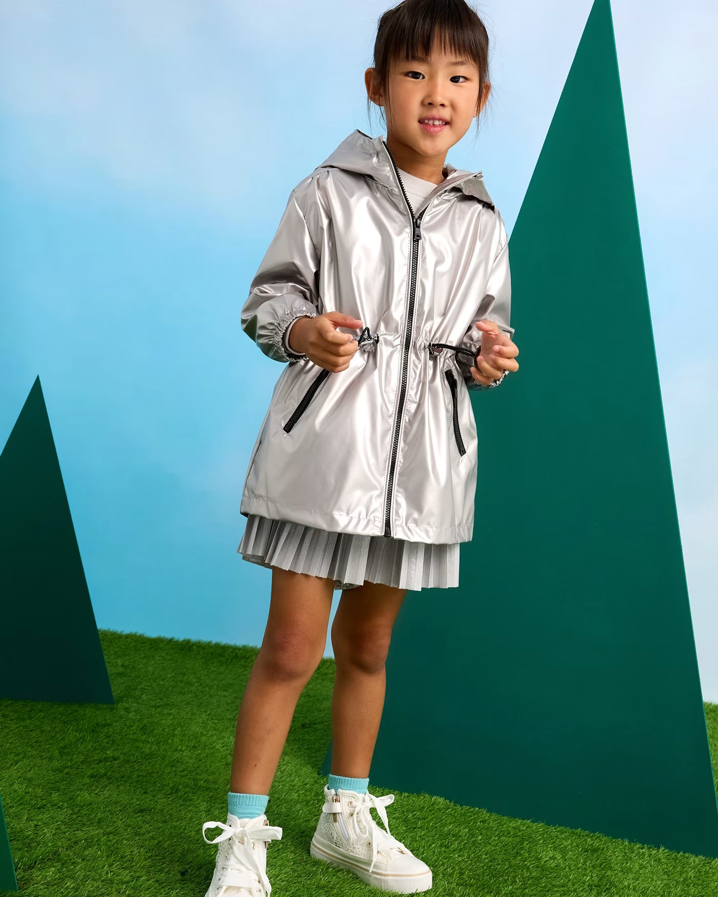 Giacca a vento cappuccio bambina Mayoral oro bianco Mayoral Argento