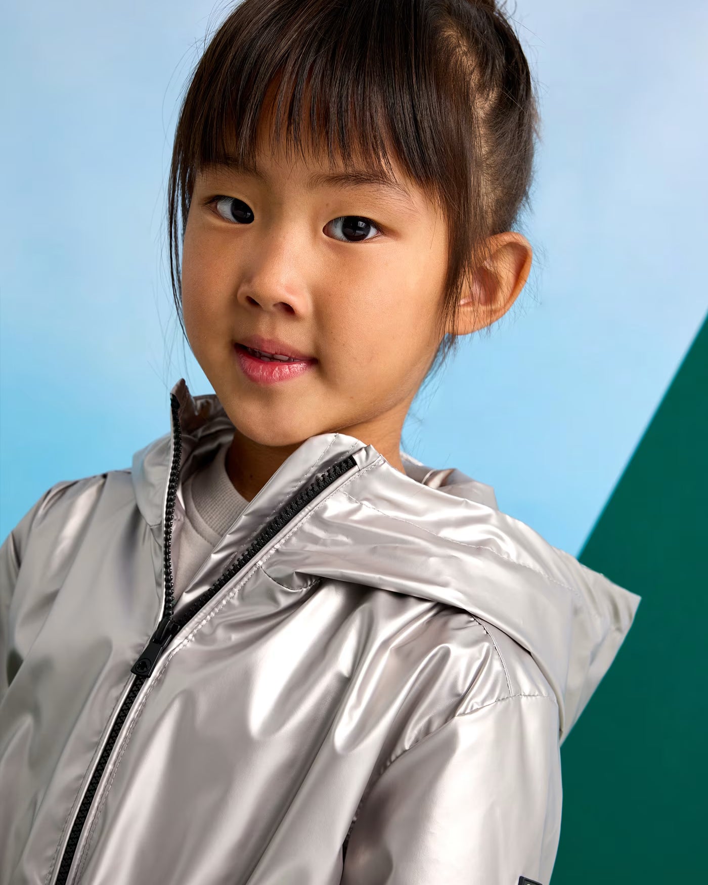 Giacca a vento cappuccio bambina Mayoral oro bianco Mayoral Argento