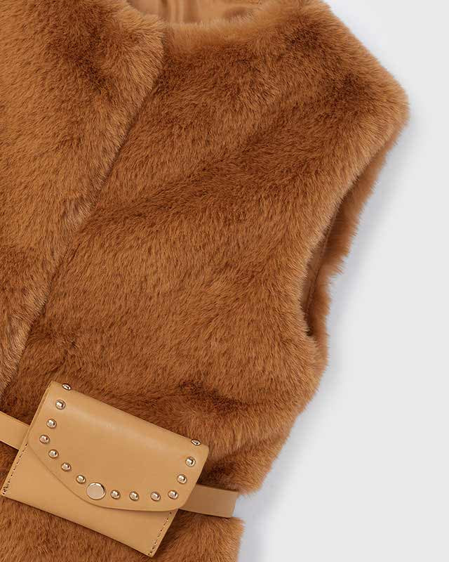 Gilet pelliccia con cintura bambina Mayoral caramello Mayoral Caramello