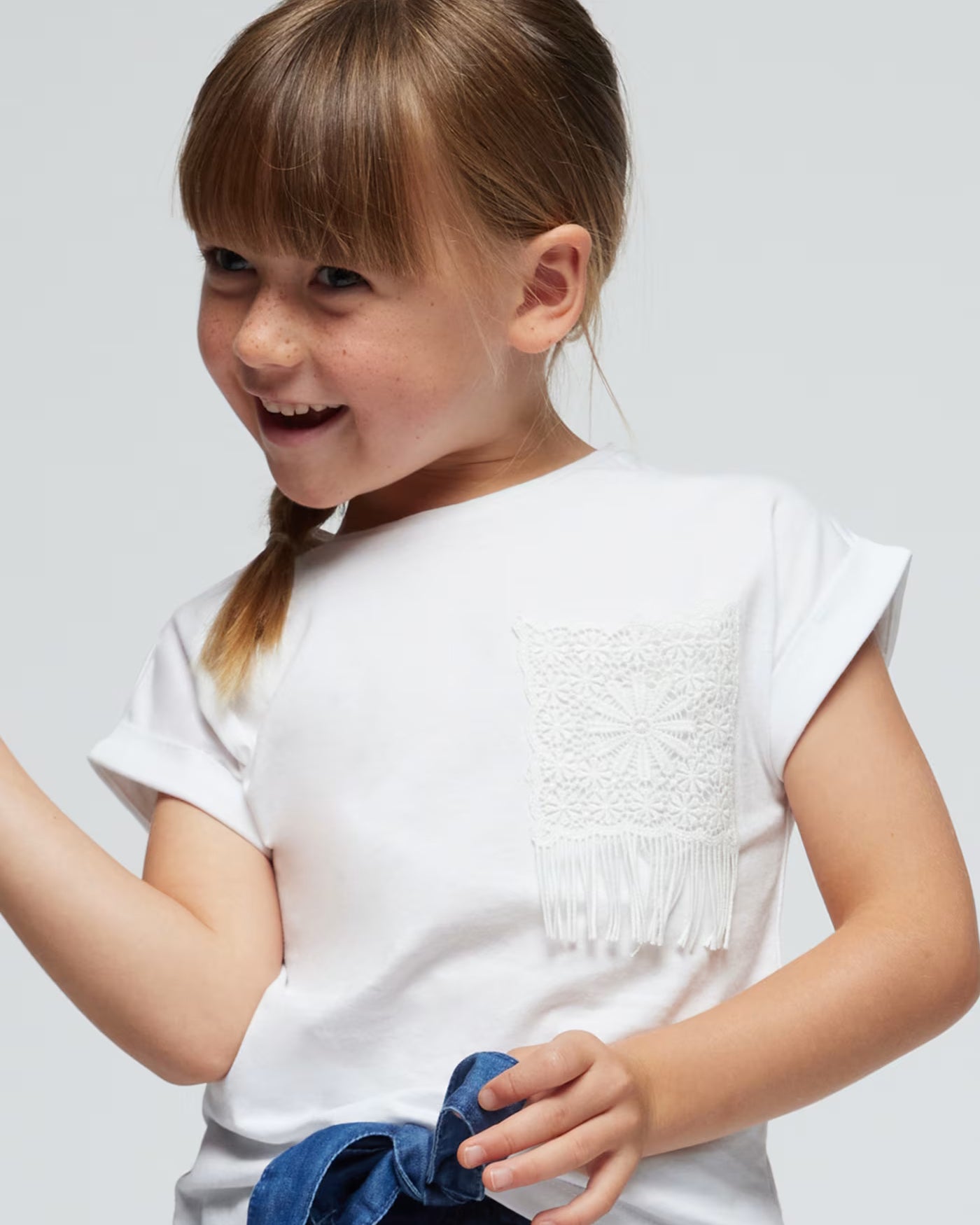 T-Shirt fresco cotone bambina Mayoral tachino ricamato bianca Mayoral Bianco