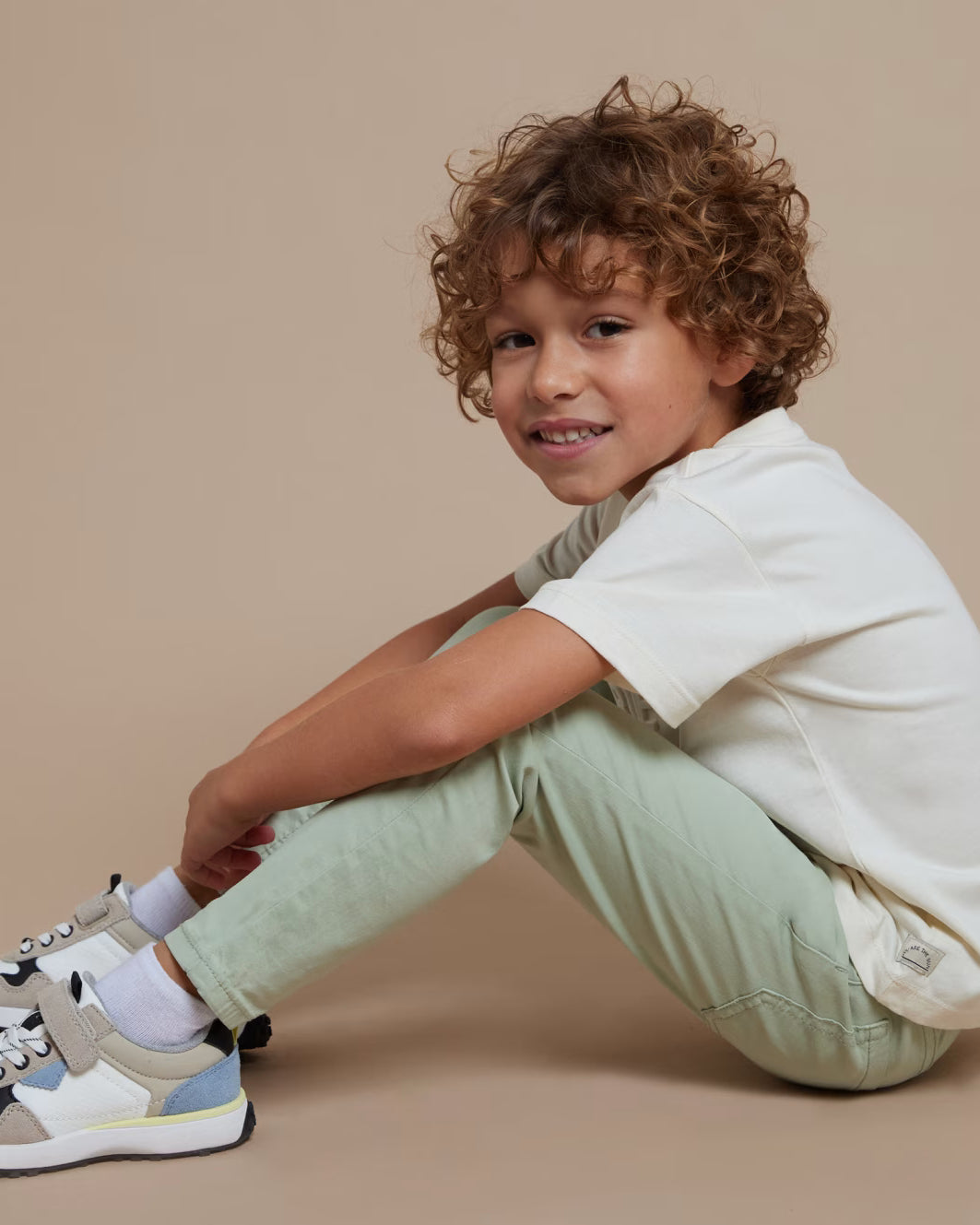 Pantalone lungo slim fit fresco cotone bambino Mayoral verde salvia Mayoral Verde