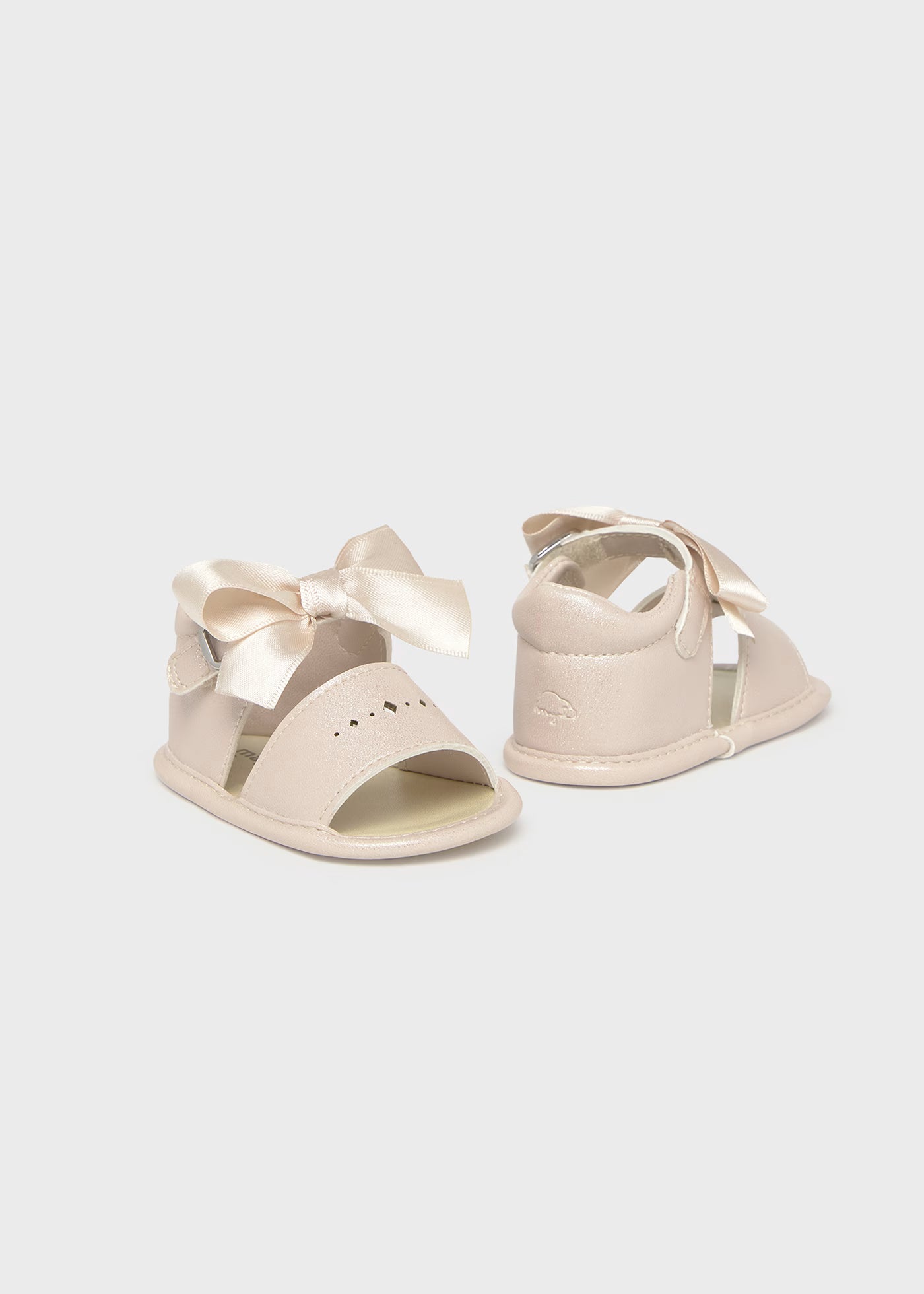 Saldali fiocco neonata Mayoral Newborn beige chiaro Mayoral Beige