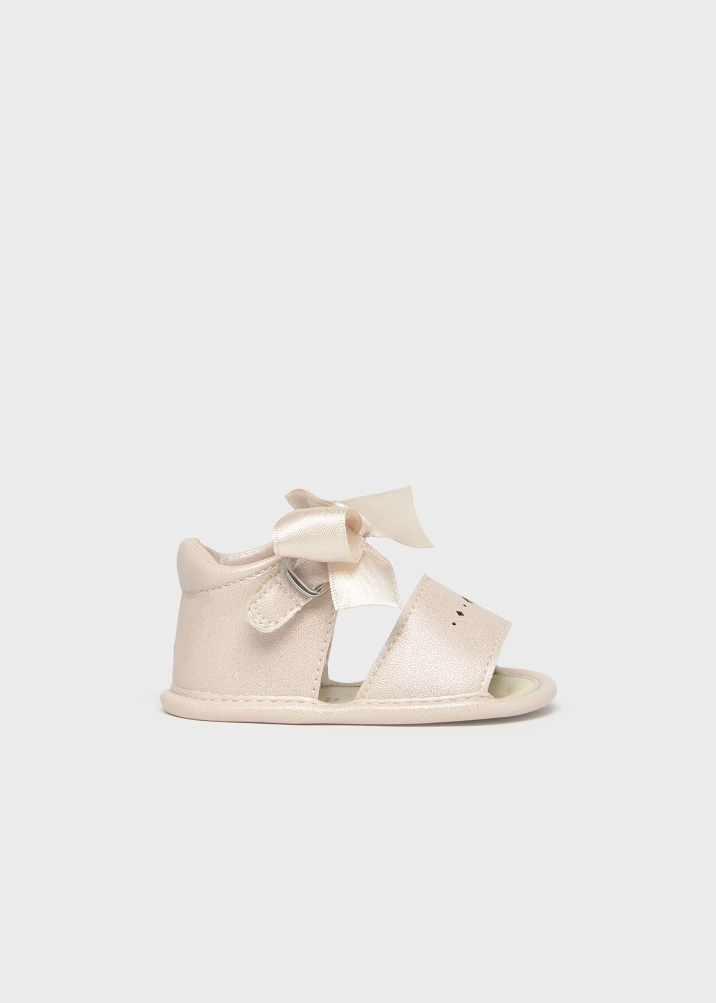 Saldali fiocco neonata Mayoral Newborn beige chiaro Mayoral Beige