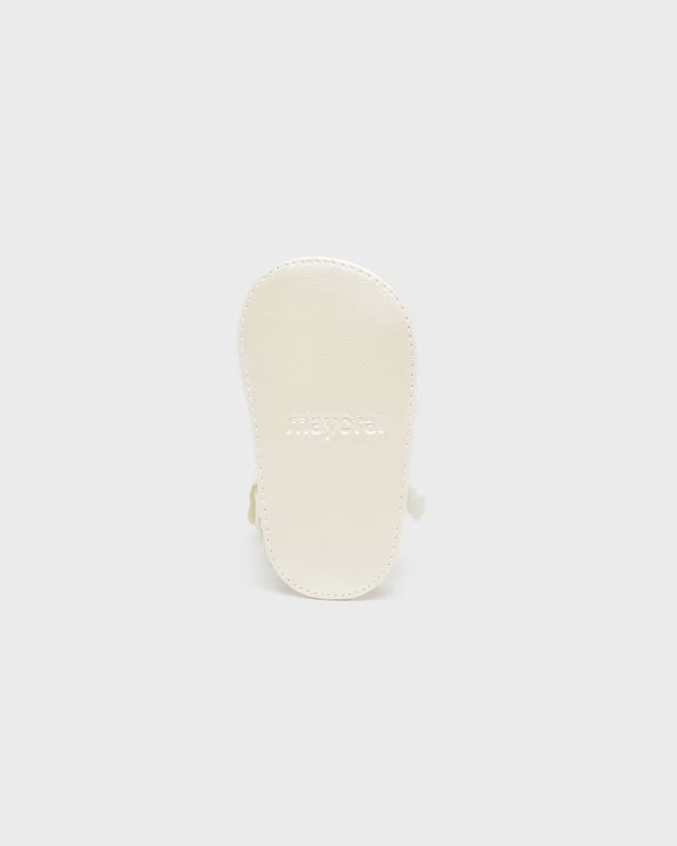 Sandali ragnetto con fibbia neonata Mayoral Newborn bianco - ErreGiModaBimbo