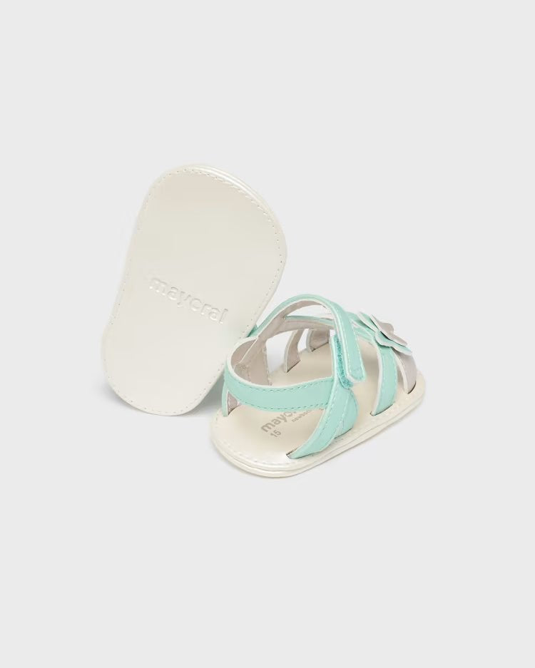 Sandali stampati con chiusura velcro neonata Mayoral Newborn verde acqua - ErreGiModaBimbo