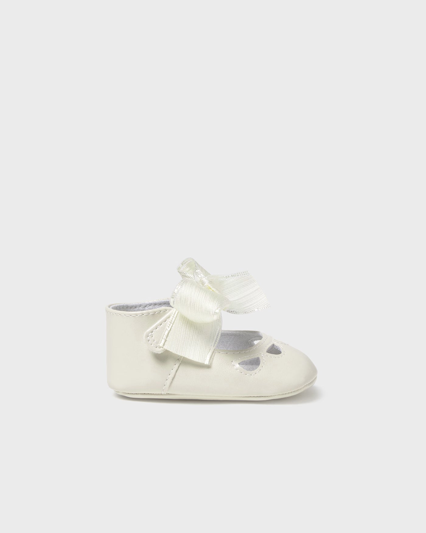 Scarpe ballerine cerimonia fiocco neonata Mayoral Newborn panna Mayoral Panna