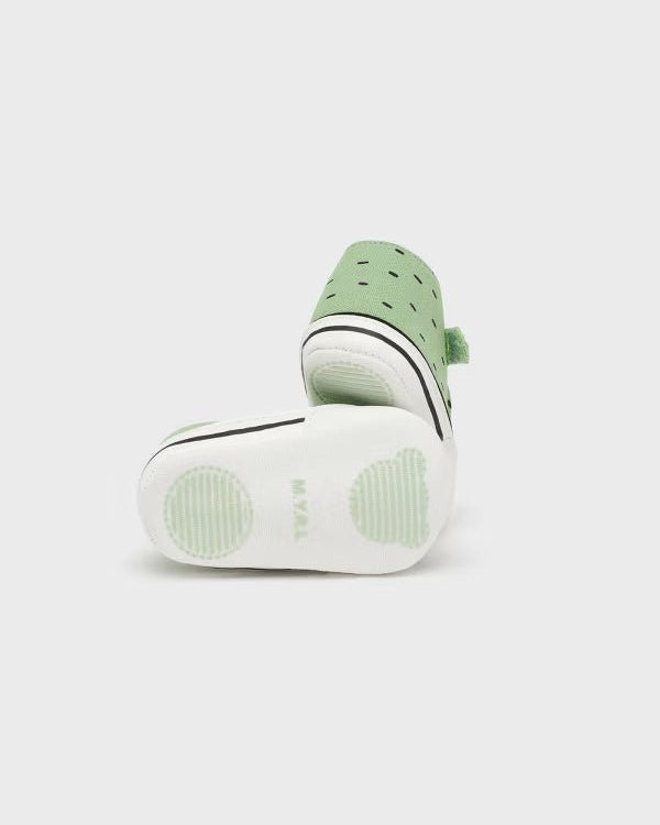 Scarpe tela verde neonato con velcro Mayoral Newborn - ErreGiModaBimbo