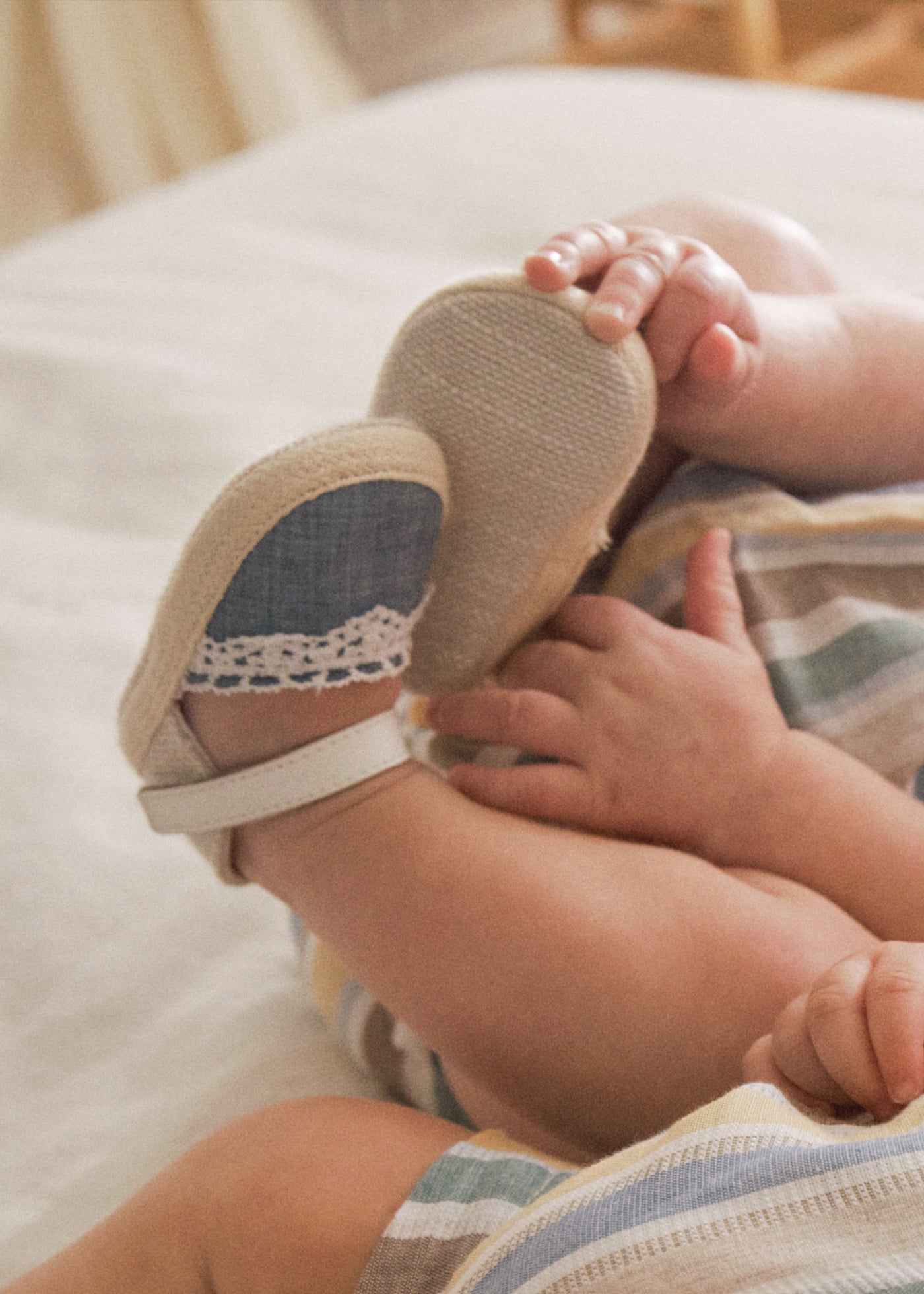Scarpette Espadrillas neonata Mayoral Newborn blu e beige Mayoral Blu
