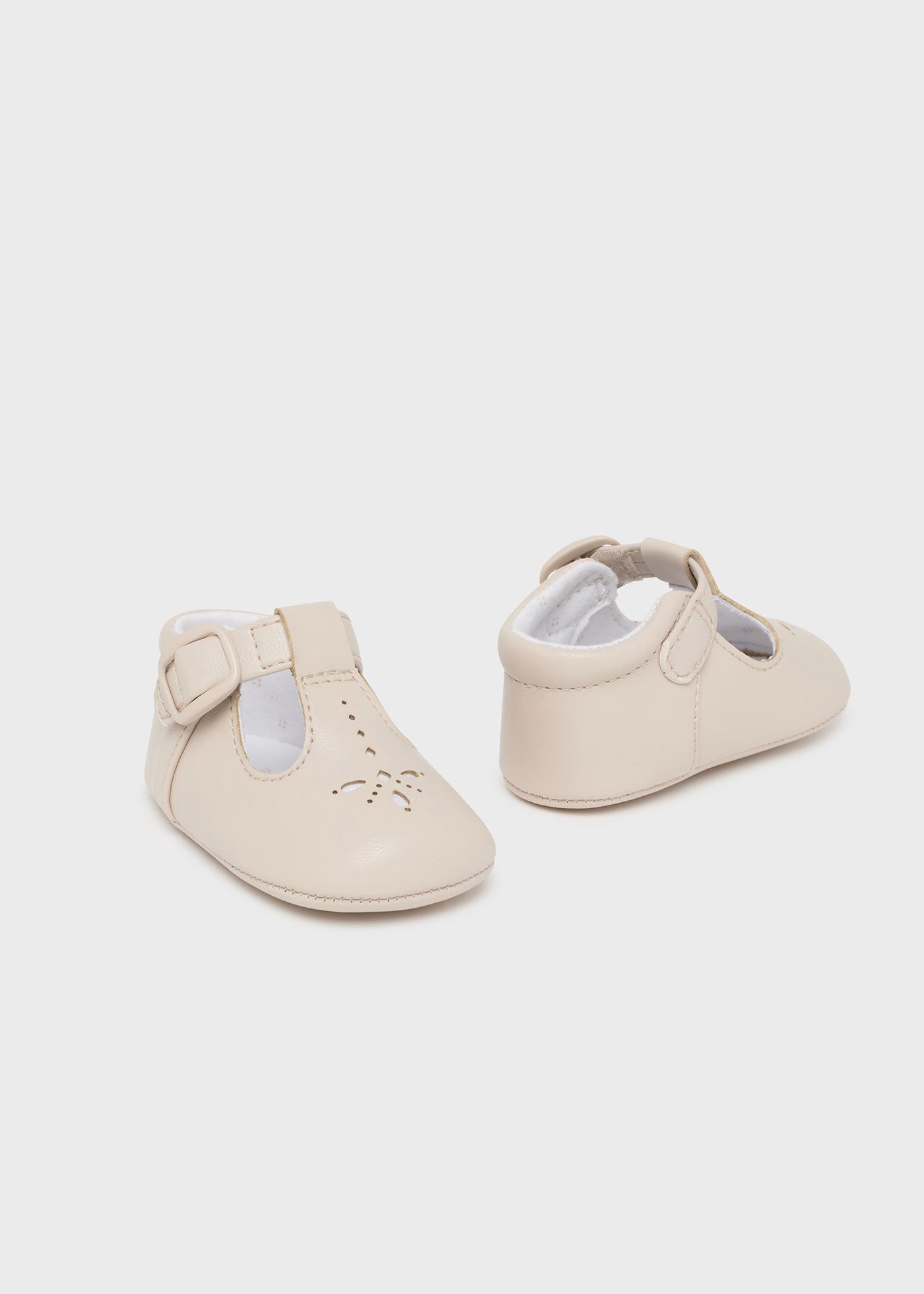 Scarpine eleganti neonato Mayoral Newborn crema Mayoral 15 (0-2 Mesi)