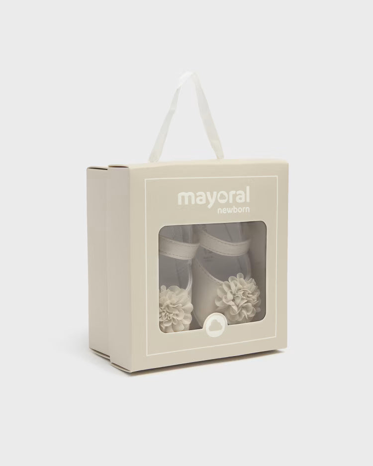 Scarpine ballerine neonata Mayoral Newborn crema pompom fiori Mayoral Crema