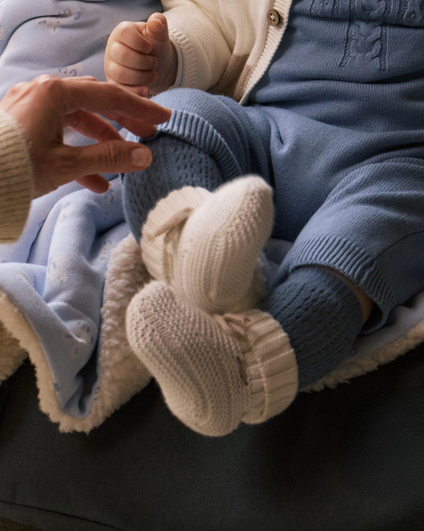 Scarpine tricot in cotone neonato Mayoral Newborn panna Mayoral 0 Mesi
