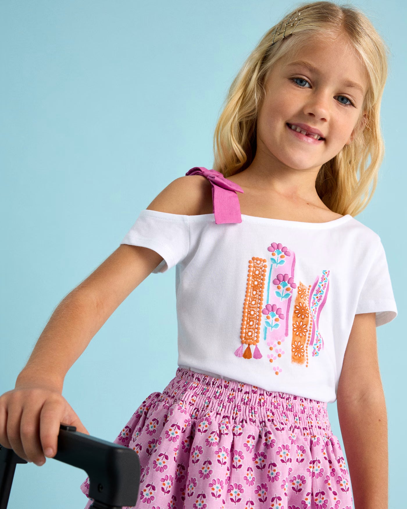 T-Shirt asimmetrica bambina Mayoral bianca grafica orchidea Mayoral Bianco