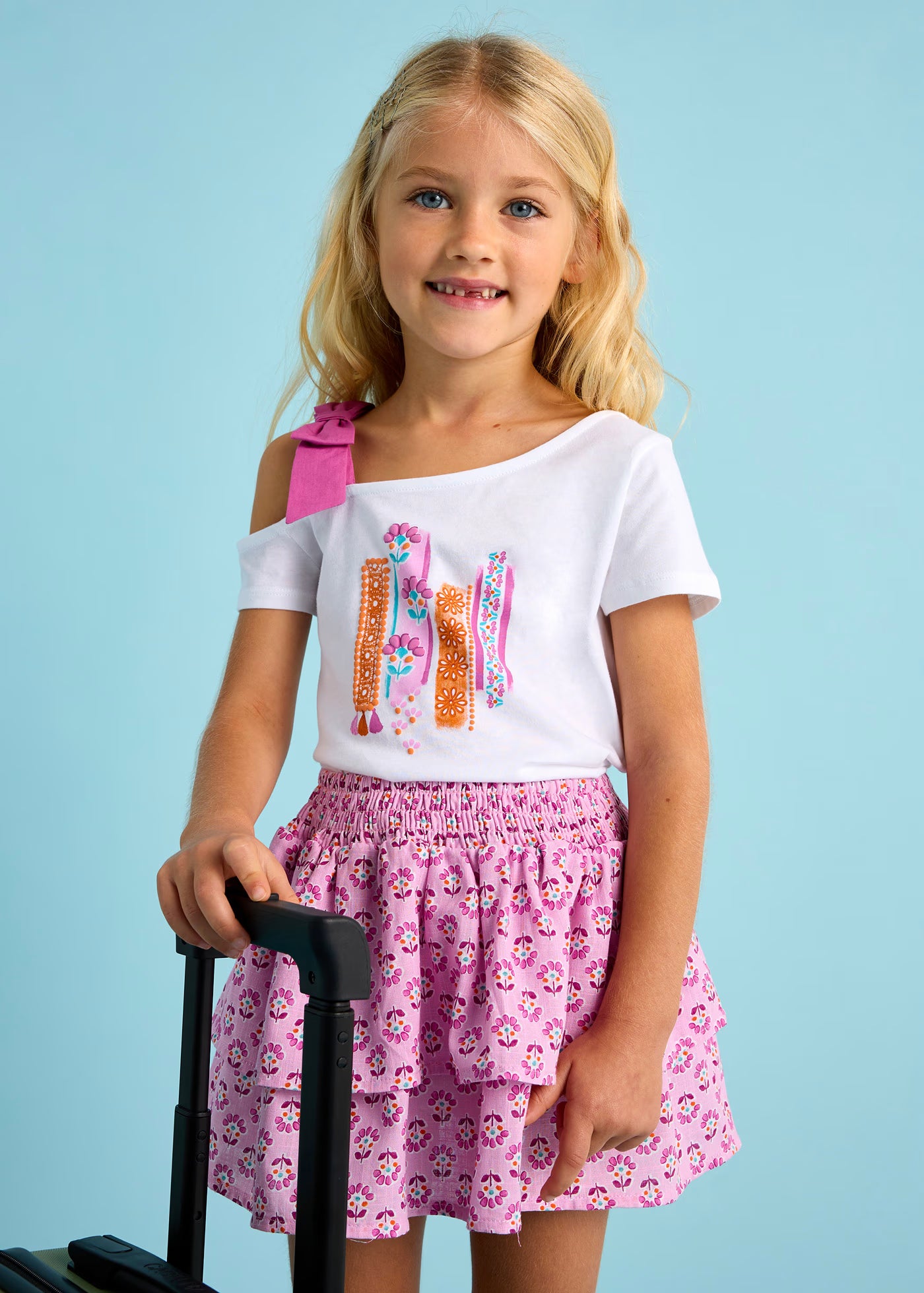 T-Shirt asimmetrica bambina Mayoral bianca grafica orchidea Mayoral Bianco