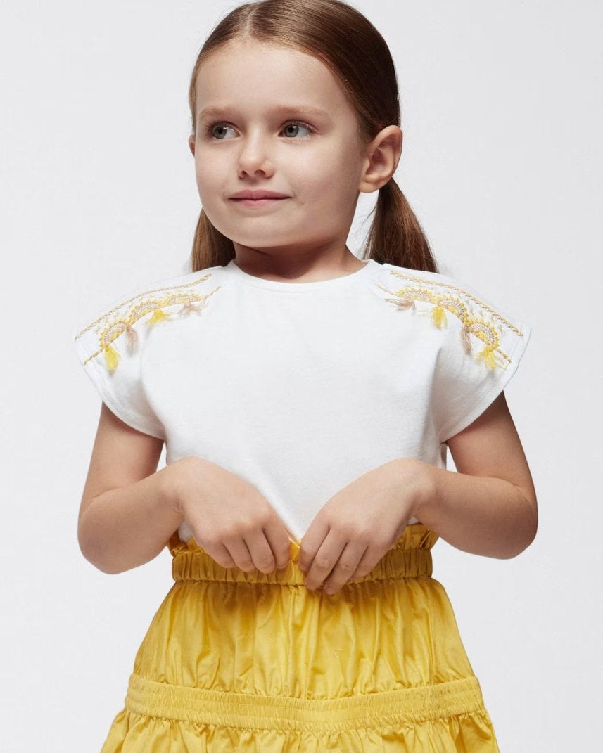 T-Shirt bianca bambina Mayoral frange gialle - ErreGiModaBimbo