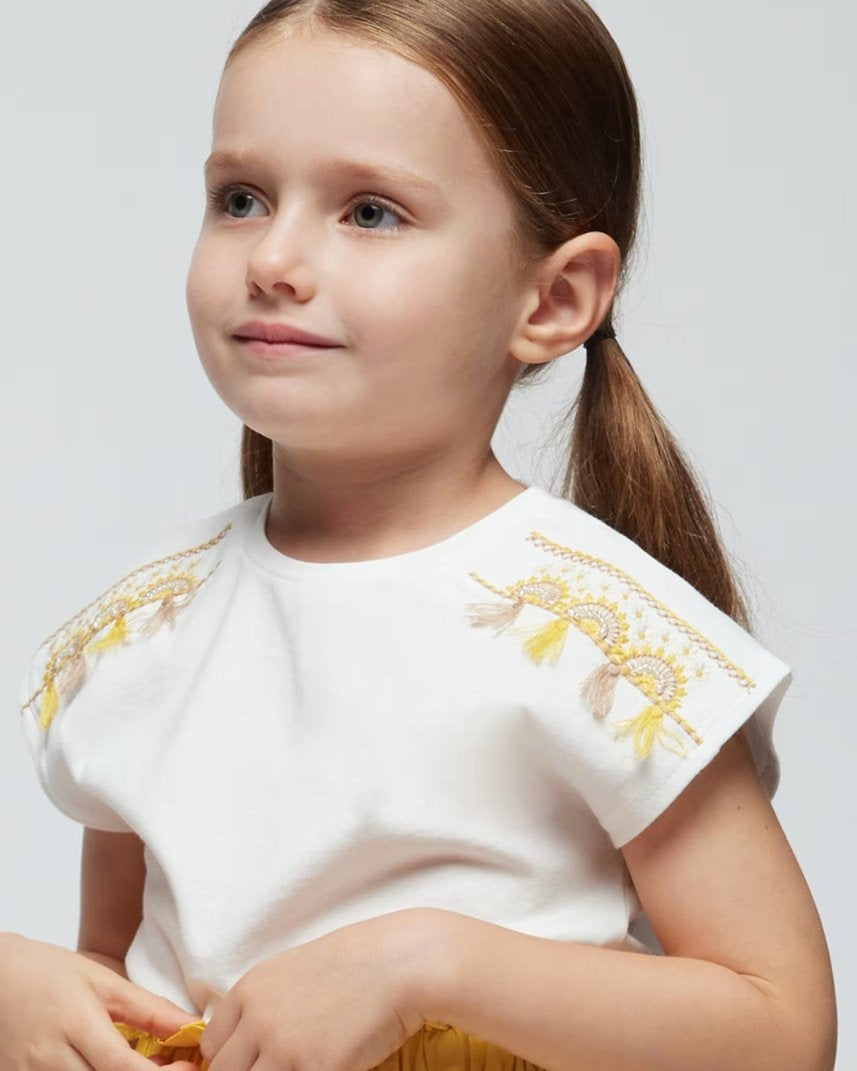 T-Shirt bianca bambina Mayoral frange gialle - ErreGiModaBimbo