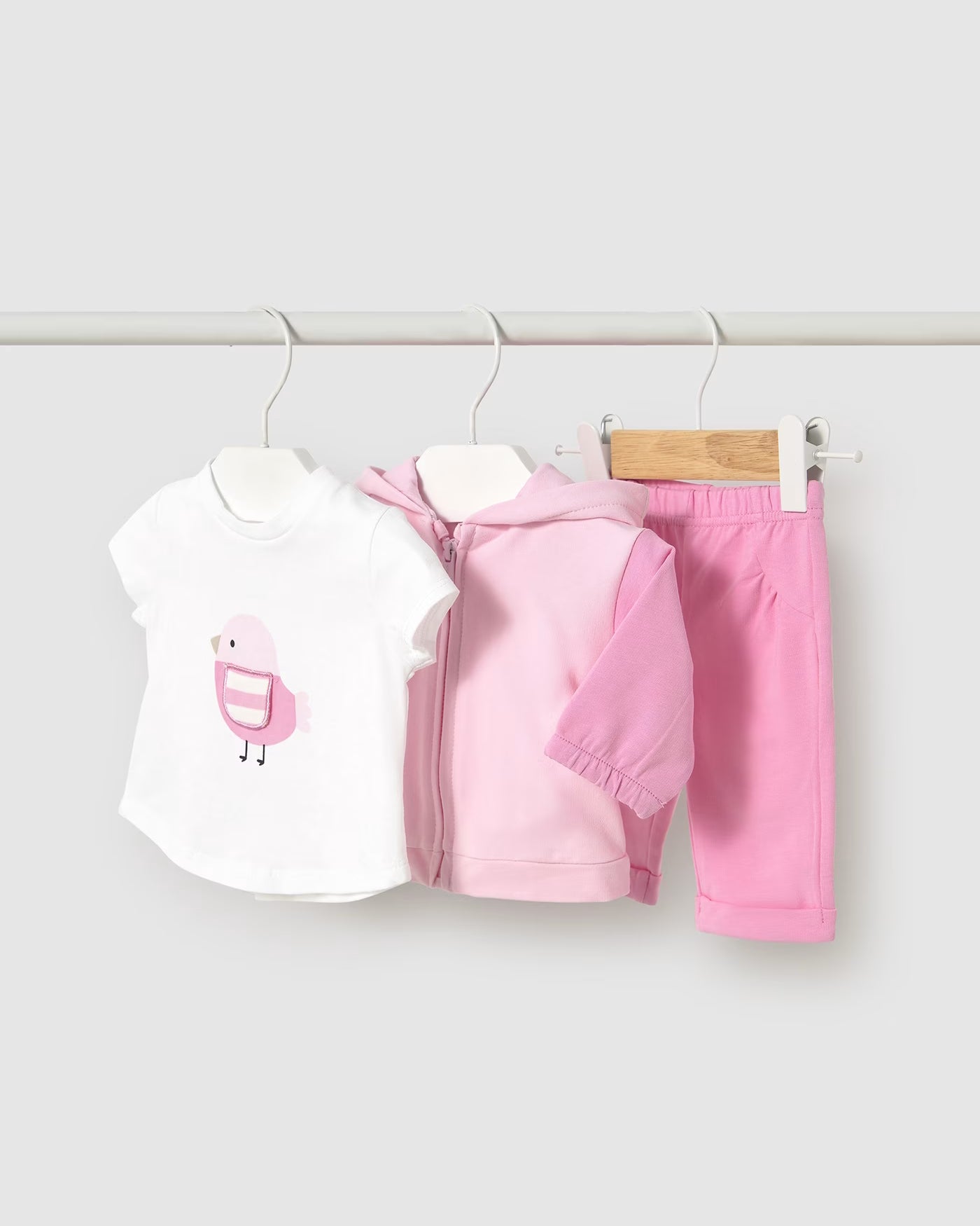 Tuta 3 pezzi con felpa zip neonata Mayoral Newborn Uccellino rosa Mayoral Rosa