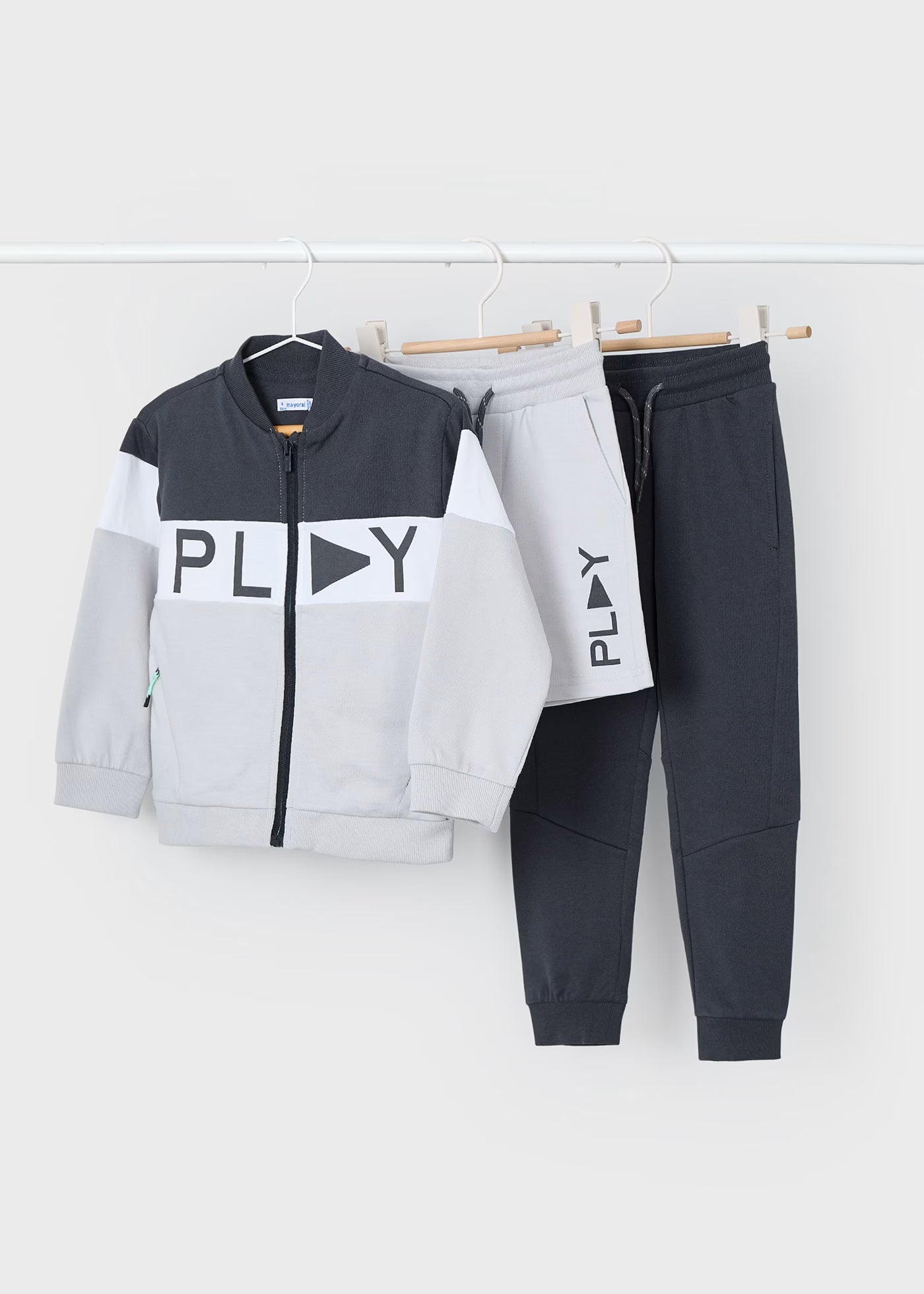 Tuta con due pantaloni bambino Mayoral grigio PLAY Mayoral Grigio
