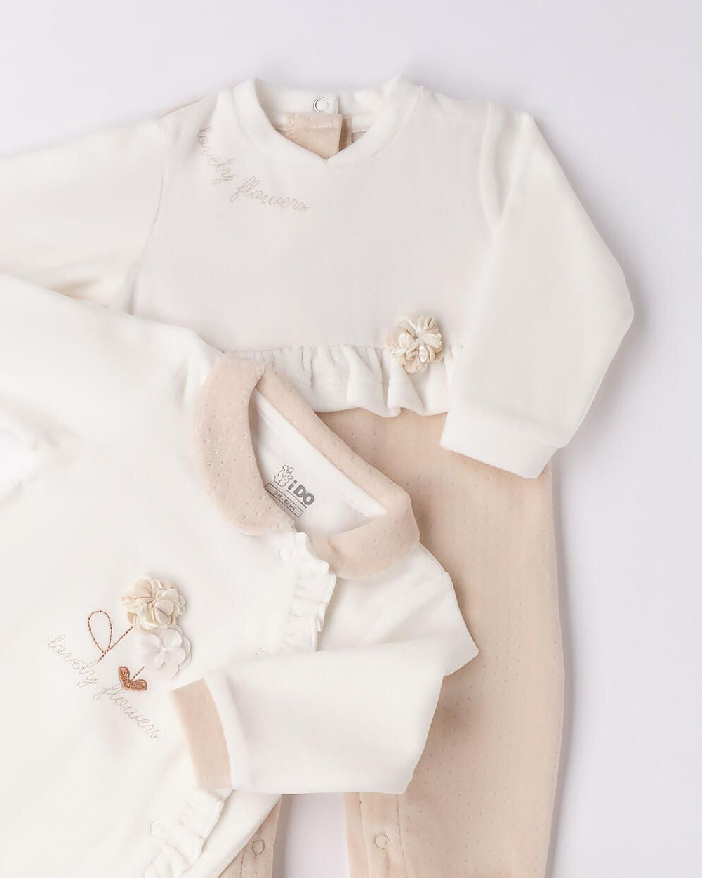 Tutina in ciniglia neonata iDO tema Flowers panna e beige iDO 0 Mesi 50cm