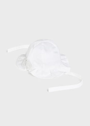 Cappello bianco con applicazione floreale neonata Mayoral - ErreGiModaBimbo