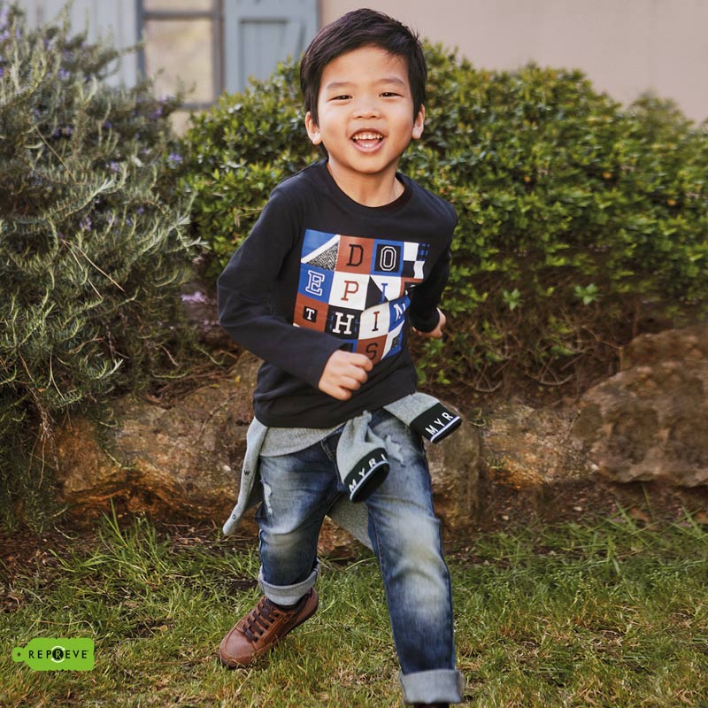 Pantaloni jeans bambino Mayoral effetto slavato strappato - ErreGiModaBimbo