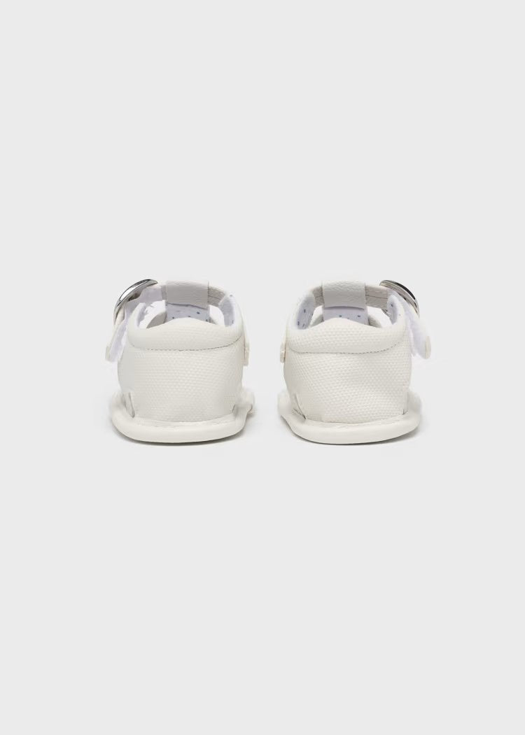Sandali ragnetto con fibbia neonato Mayoral Newborn gesso - ErreGiModaBimbo