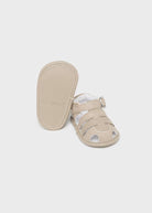 Sandali ragnetto con fibbia neonato Mayoral Newborn tortora - ErreGiModaBimbo