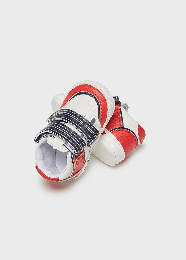 Scarpette spotive neonato Mayoral Newborn bianche rosse - ErreGiModaBimbo