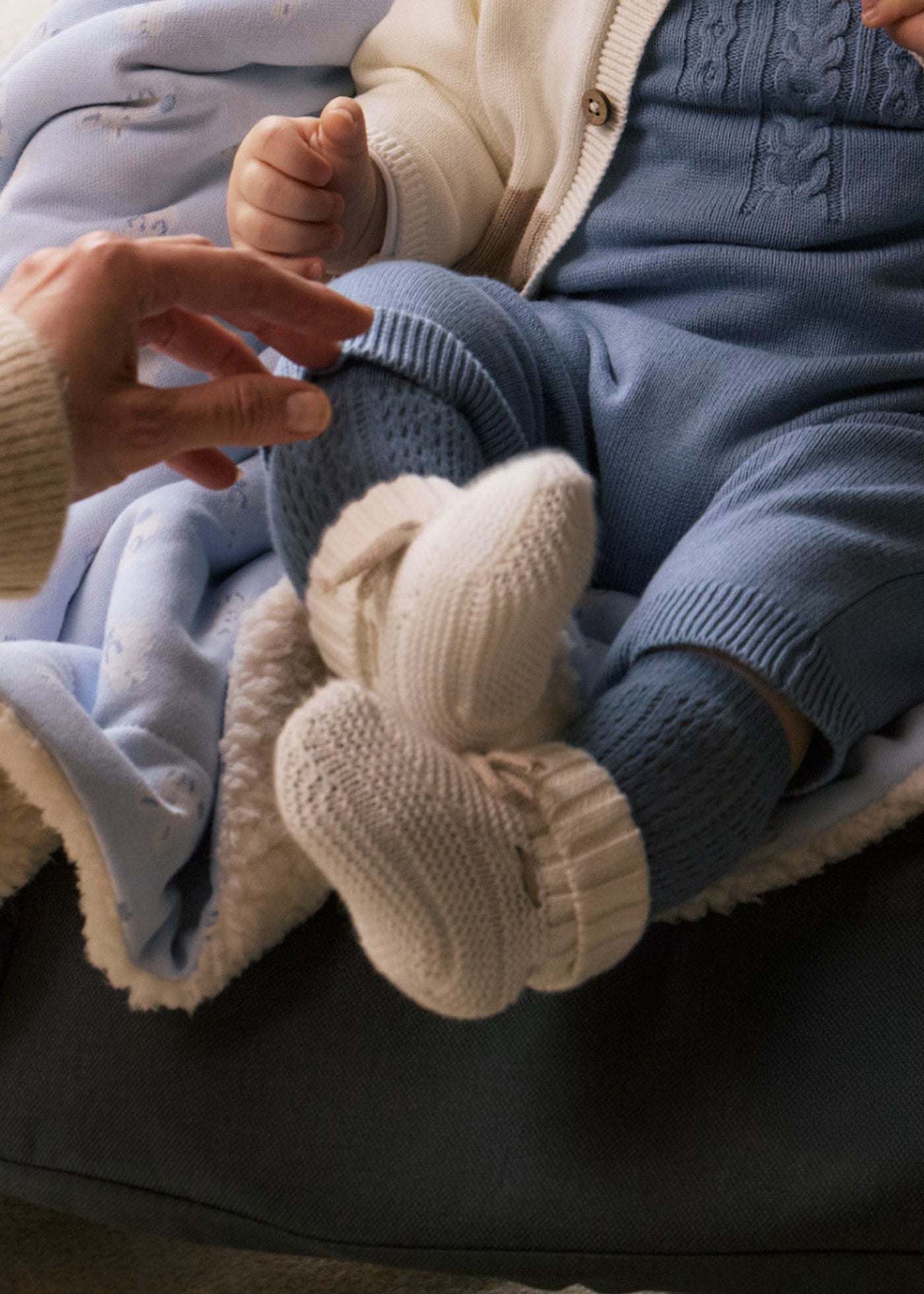 Scarpine tricot in cotone neonato Mayoral Newborn panna Mayoral 0 Mesi