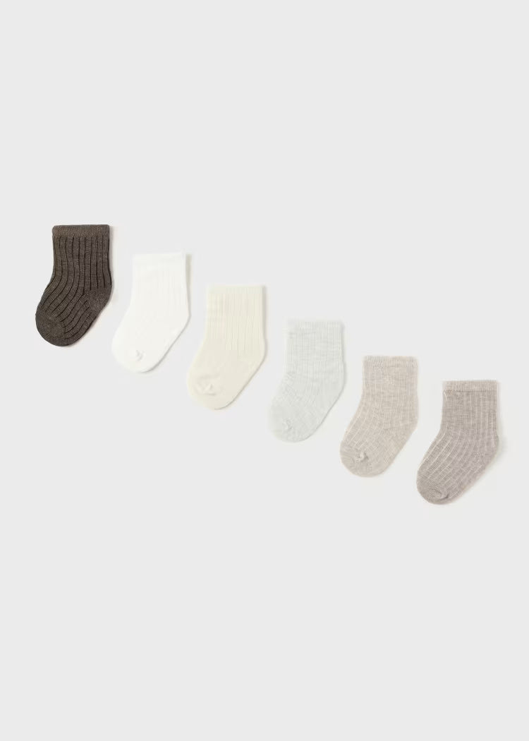 Set 6 calzini caldo cotone neonati Mayoral Newborn costine neutri Mayoral Neutro